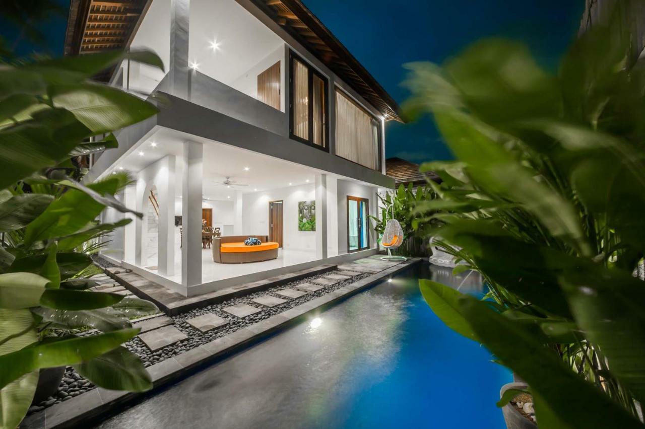 Villa Pearl Seminyak Buitenkant foto