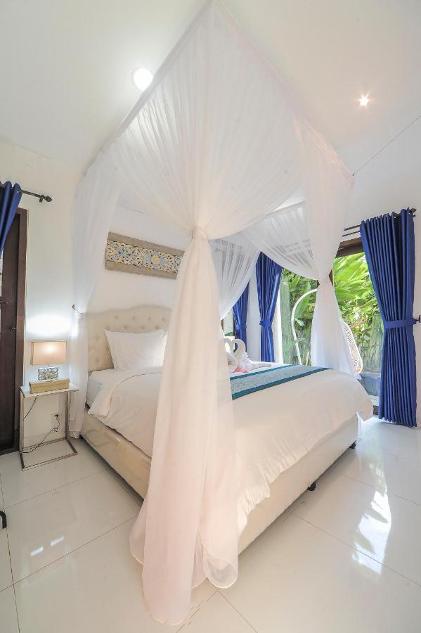 Villa Pearl Seminyak Buitenkant foto